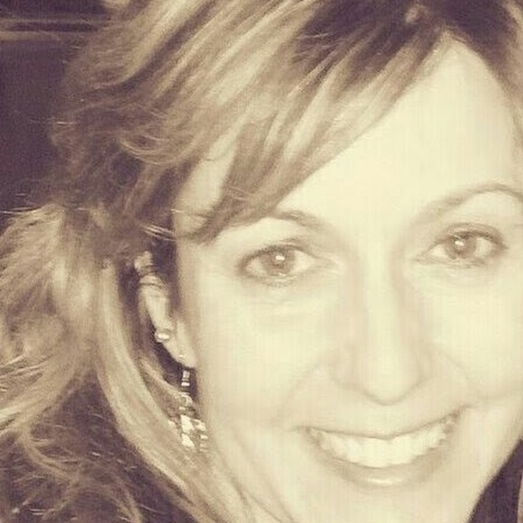 Meet your Posher, Robin - Picture 1 of 1